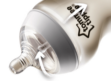 Carregar imagem no visualizador da galeria, Tommee Tippee Closer to Nature - Biberão 260ml, pack de 3 unidades (Branco, Rosa e Verde)