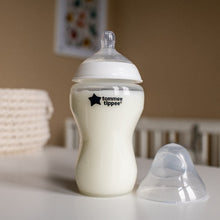 Carregar imagem no visualizador da galeria, Tommee Tippee Closer to Nature - Biberão 340ml