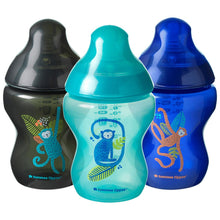 Carregar imagem no visualizador da galeria, Tommee Tippee Closer to Nature - Biberão 260ml, pack de 3 unidades (Coleção Jungle Blue)